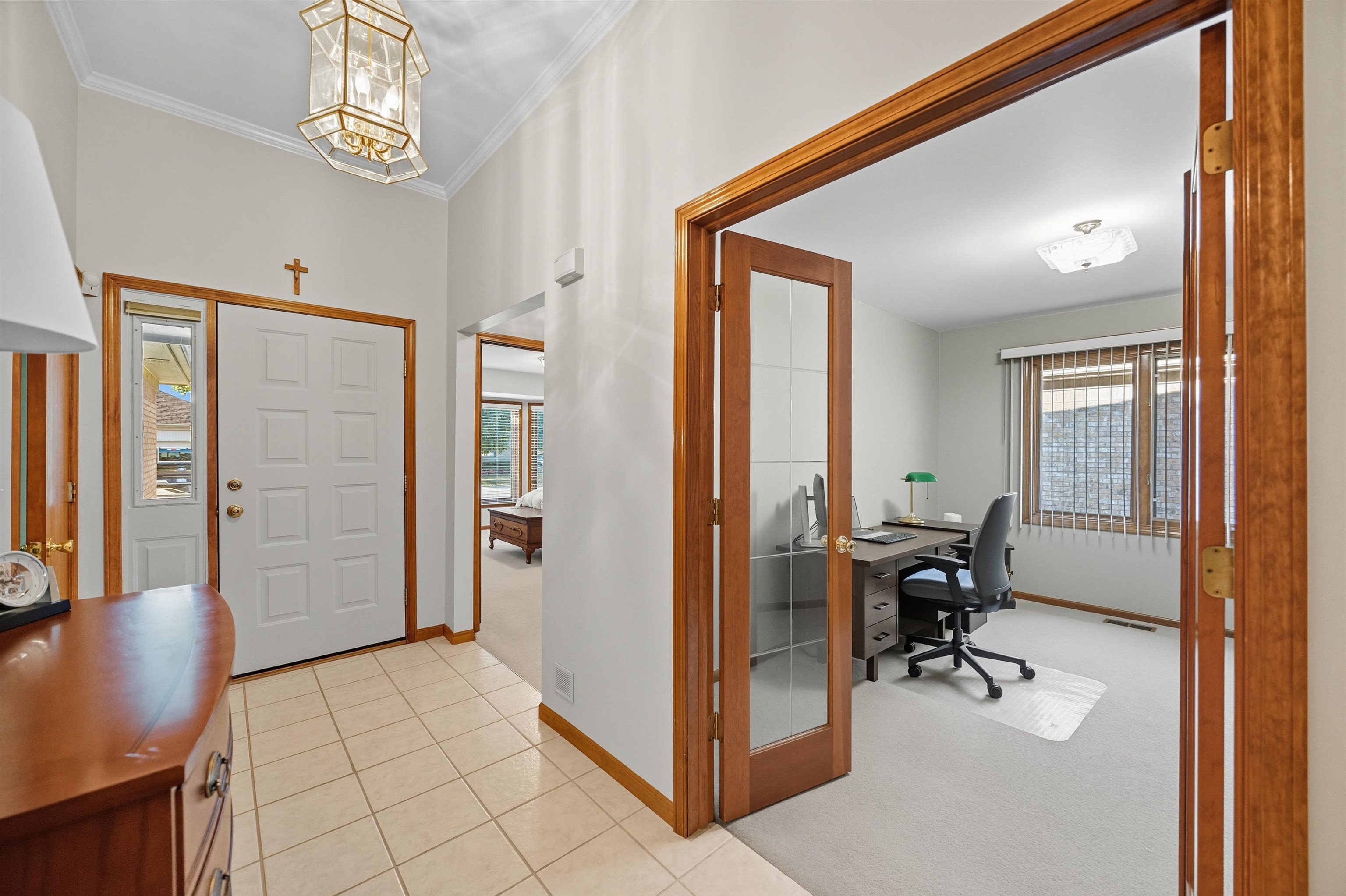 43472 Pointe Drive Clinton, MI 48038 - Photo 15 of 29