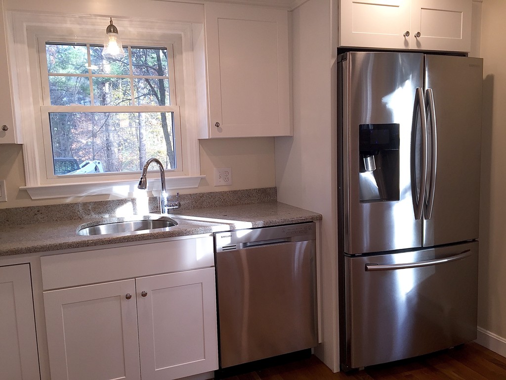 24 Country Road Westford, MA 01886 - Photo 10 of 30 Gallery Image 10
