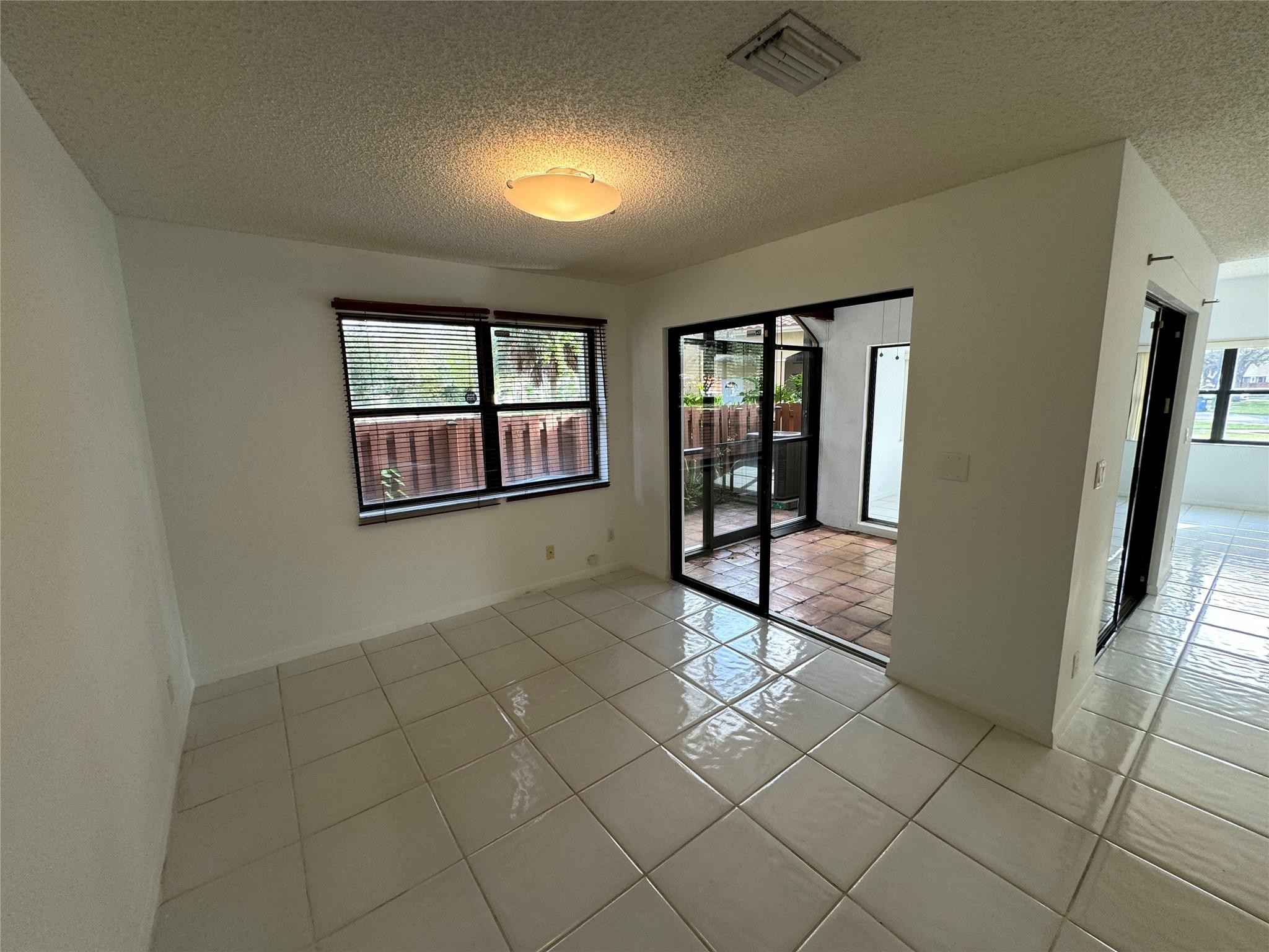 525 Racquet Club Road, Unit 47 Weston, FL 33326 - Photo 12 of 43 Photo 12