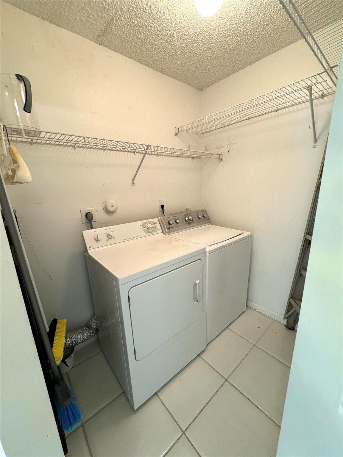 525 Racquet Club Road, Unit 47 Weston, FL 33326 - Photo 17 of 43 Photo 17