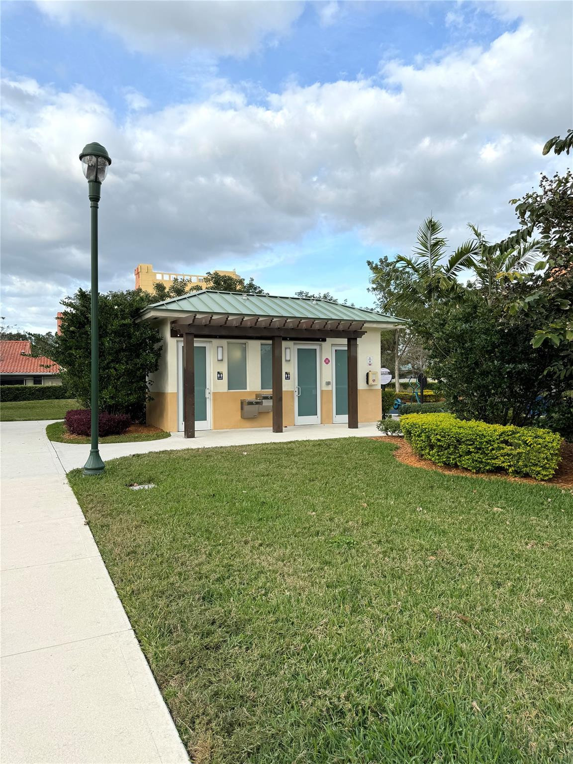 525 Racquet Club Road, Unit 47 Weston, FL 33326 - Photo 40 of 43 Photo 40