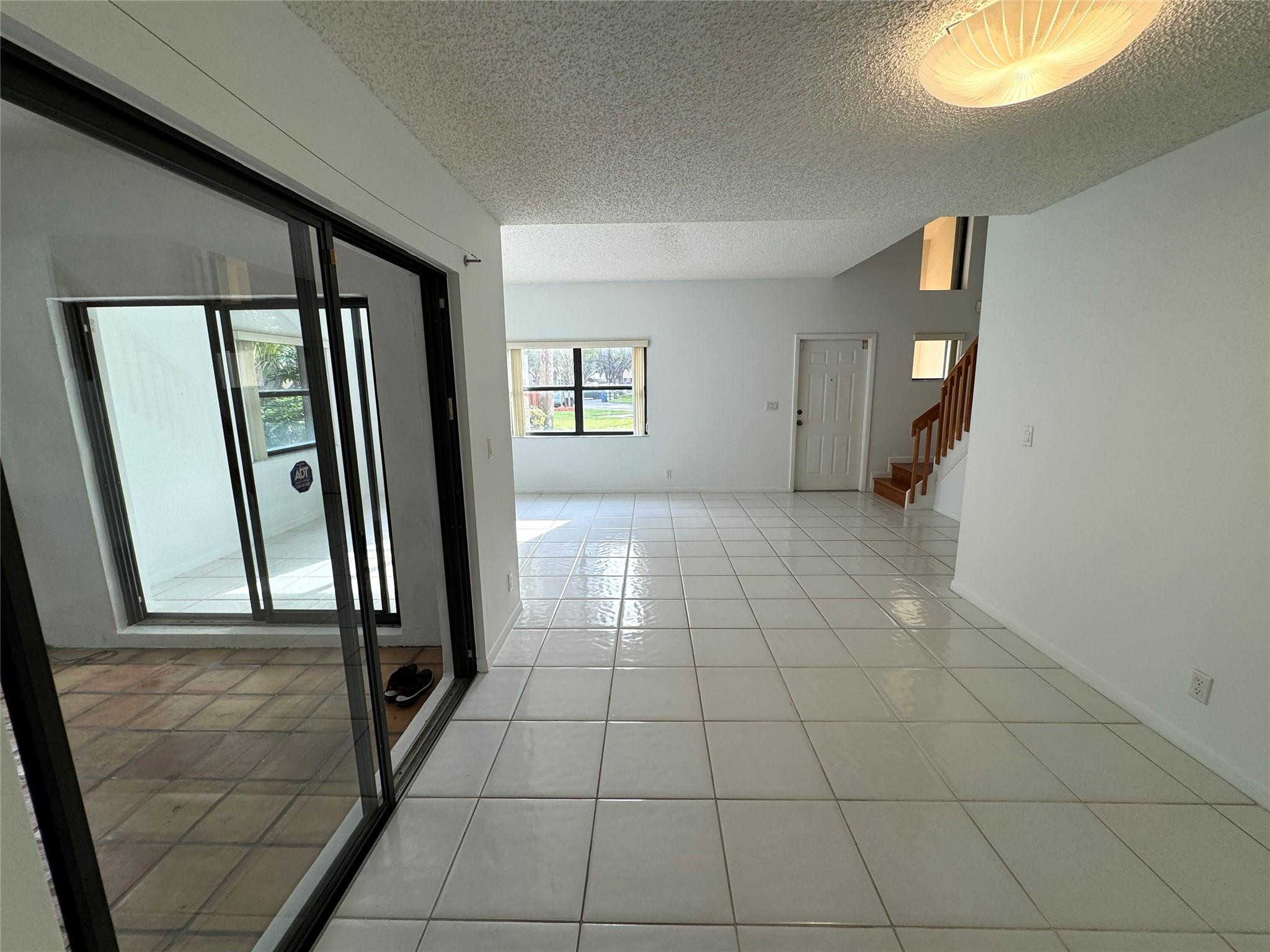 525 Racquet Club Road, Unit 47 Weston, FL 33326 - Photo 9 of 43 Photo 9