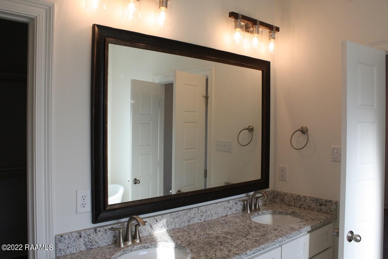 1111 River Road Breaux Bridge, LA 70517 - Photo 7 of 9 Gallery Image 7