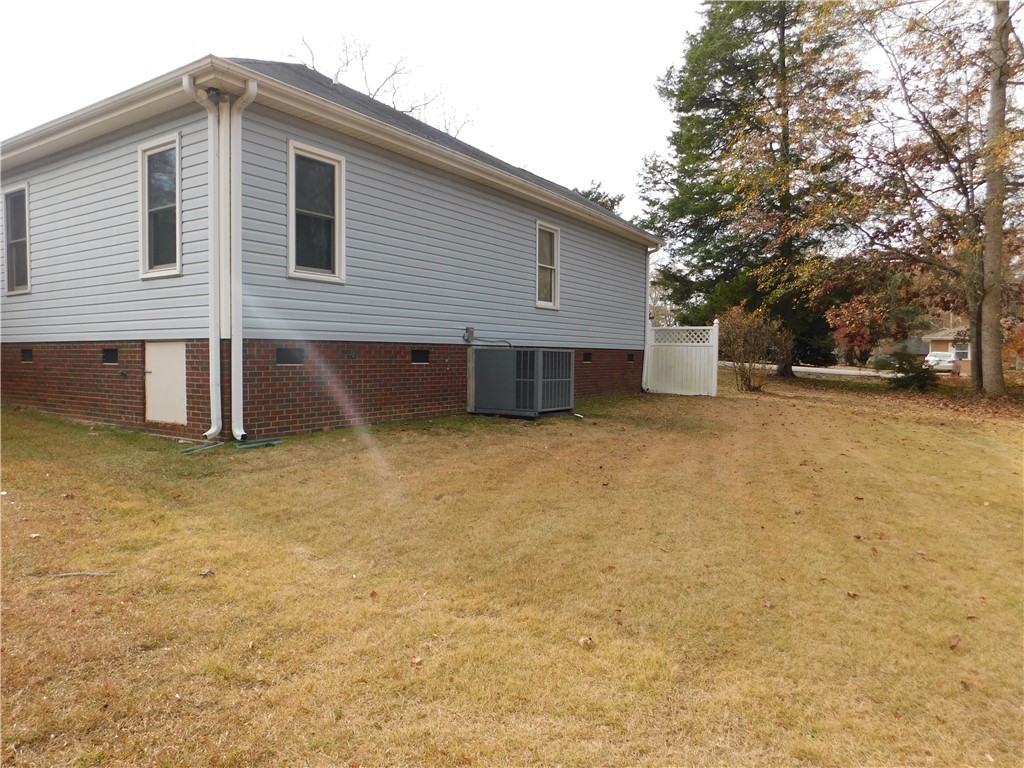116 Bell Drive Simpsonville, SC 29681 - Photo 37 of 40