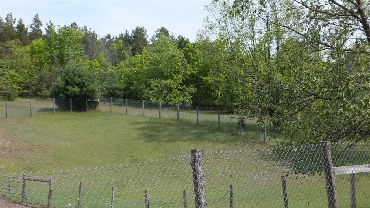 586 East Kasson Road Maple City, MI 49664 - Photo 33 of 47 1829423-32.JPG
