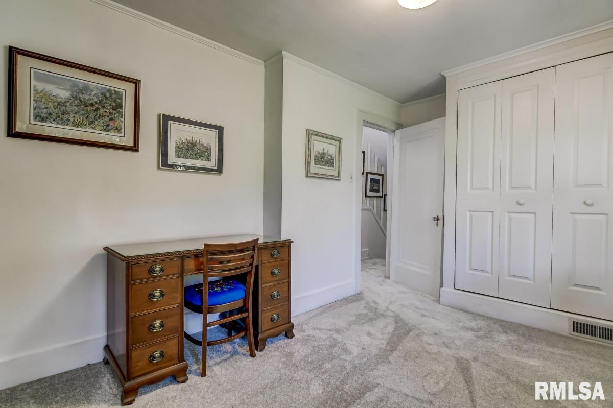 2021 Bates Avenue Springfield, IL 62704 - Photo 23 of 40 Gallery Image 23