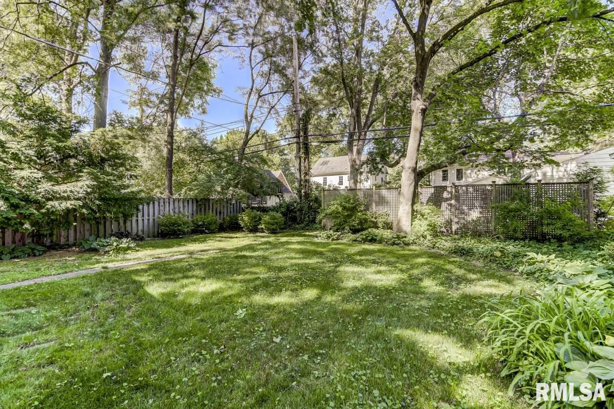 2021 Bates Avenue Springfield, IL 62704 - Photo 35 of 40 Gallery Image 35