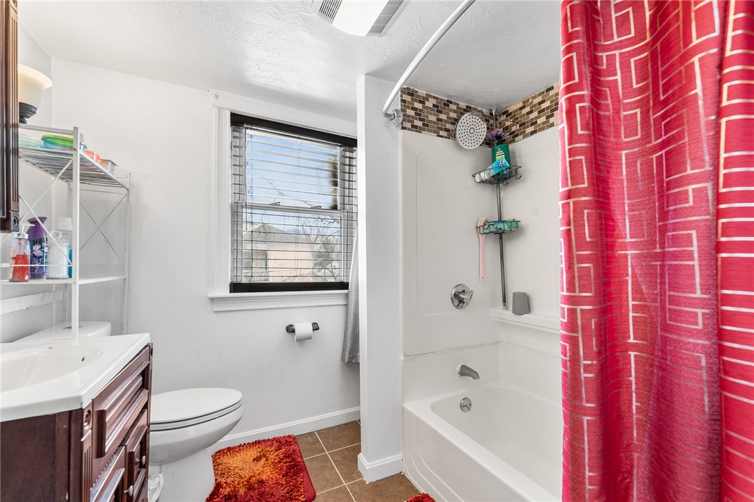489 Benefit Street Pawtucket, RI 02861 - Photo 18 of 26
