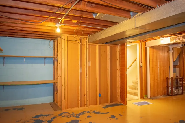 $347,500 | 9133 Foliage Lane, Munster, IN 46321