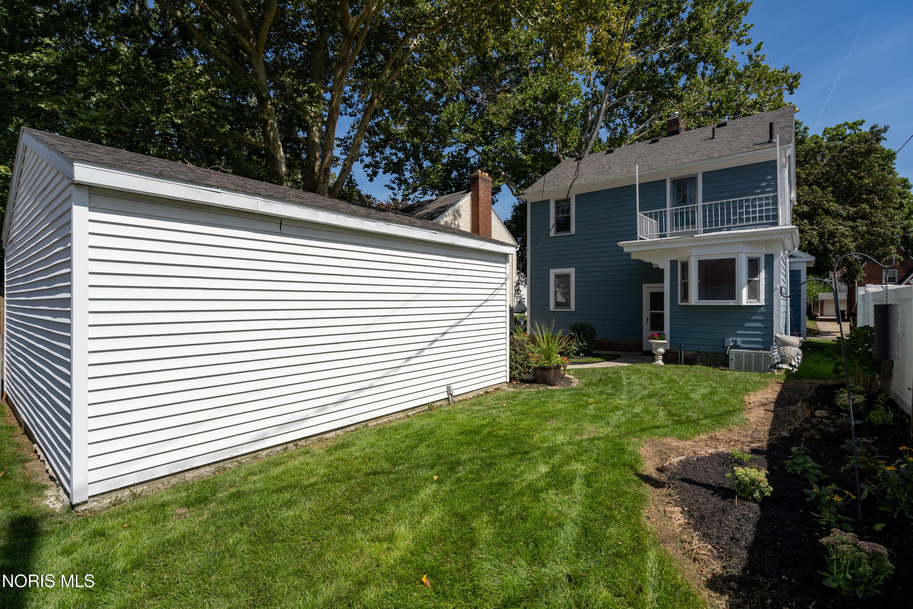 3827 Bowen Road Toledo, OH 43613 - Photo 3 of 38 Gallery Image 3