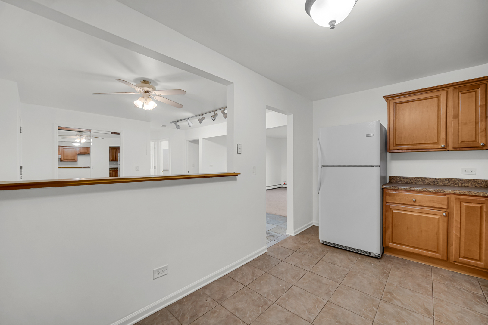 10369 Dearlove Road, Unit 1F Glenview, IL 60025 - Photo 9 of 23