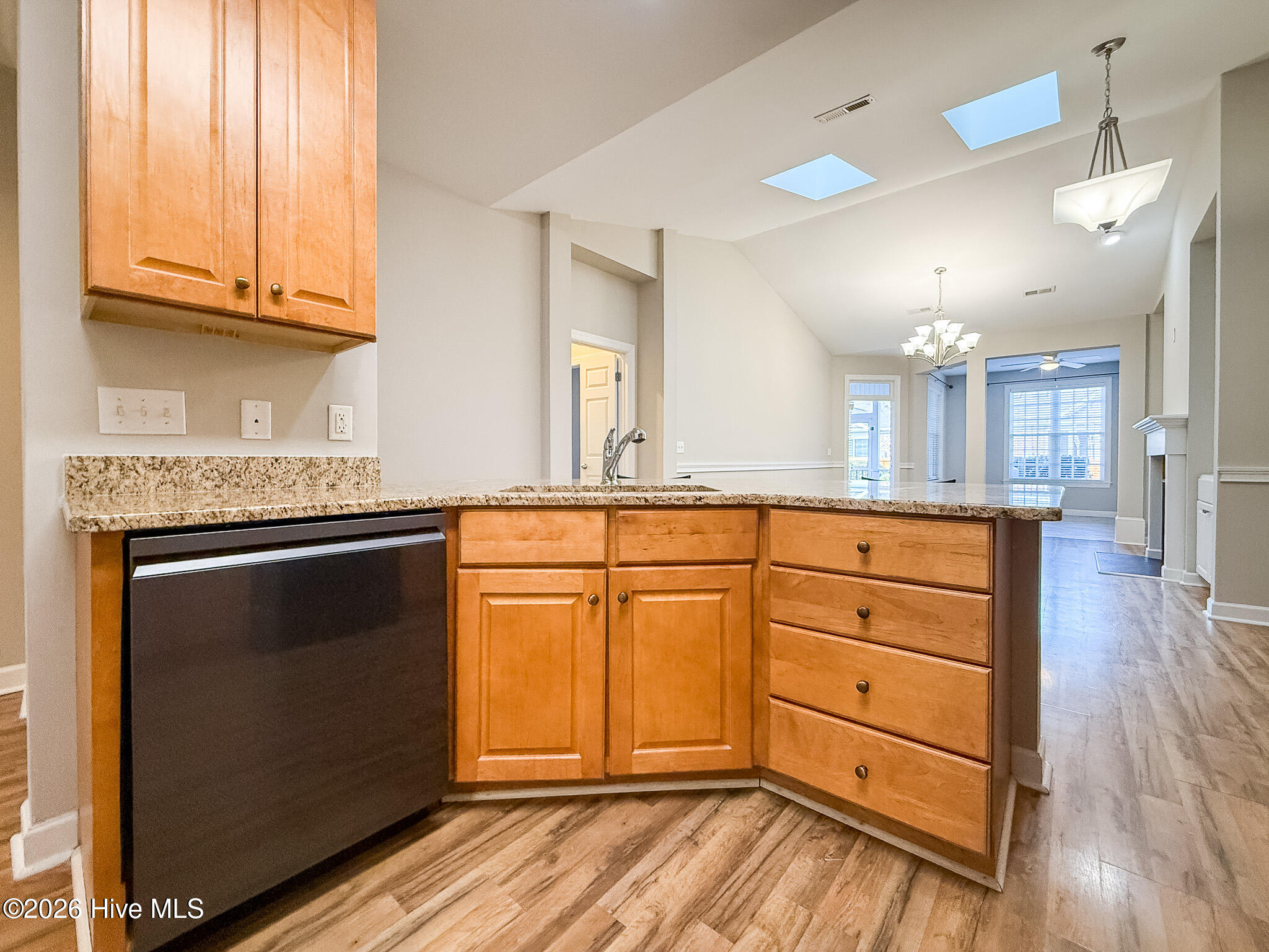 1312 Suncrest Way Leland, NC 28451 - Photo 10 of 27 IMG_5182