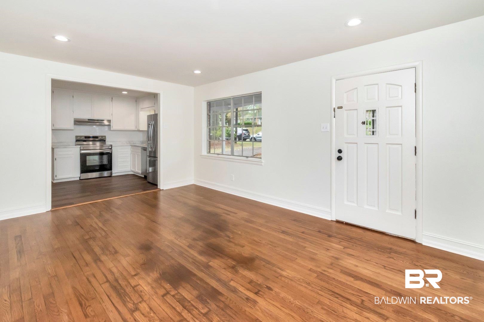 607 Markham Drive Mobile, AL 36609 - Photo 3 of 27