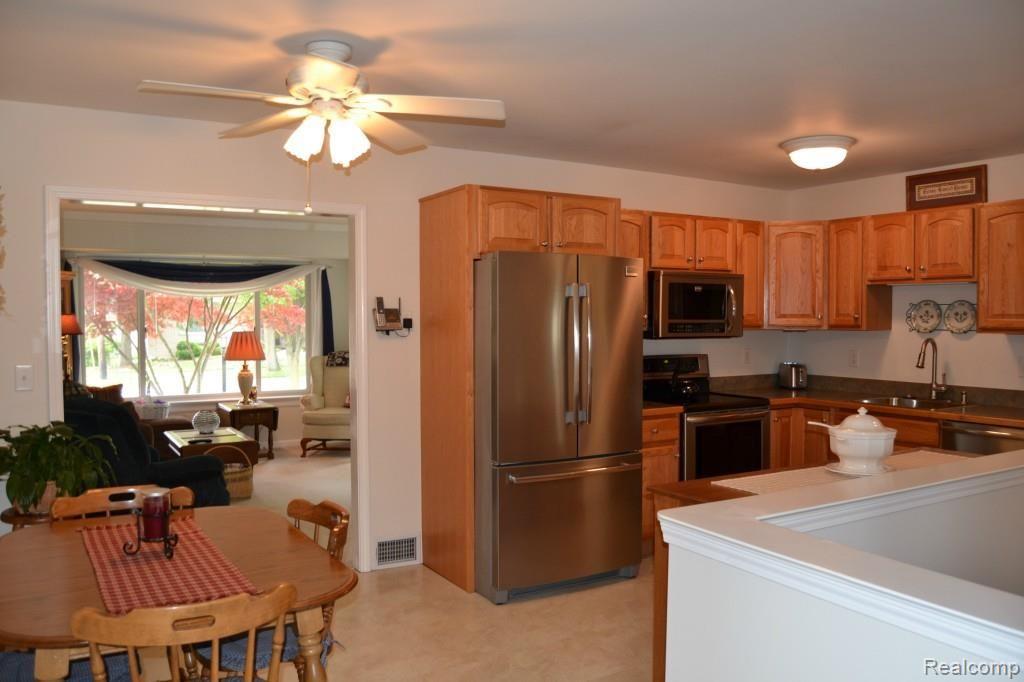 1590 Nantucket Road Plymouth, MI 48170 - Photo 5 of 38 Kitchen 1