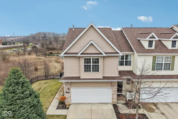 $335,000 | 11455 Clayhill Lane, Unit 105, Fishers, IN 46037
