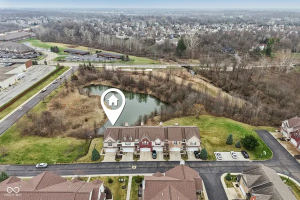 $335,000 | 11455 Clayhill Lane, Unit 105, Fishers, IN 46037