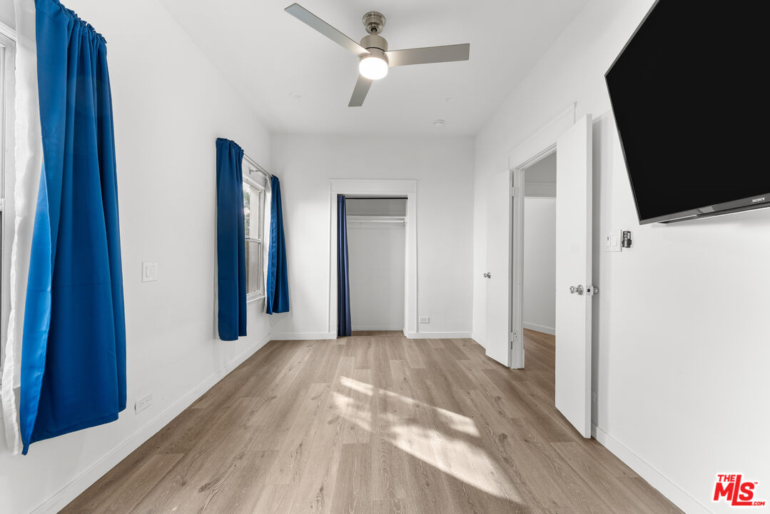 33 Wavecrest Avenue, Unit 1 Venice, CA 90291 - Photo 16 of 32