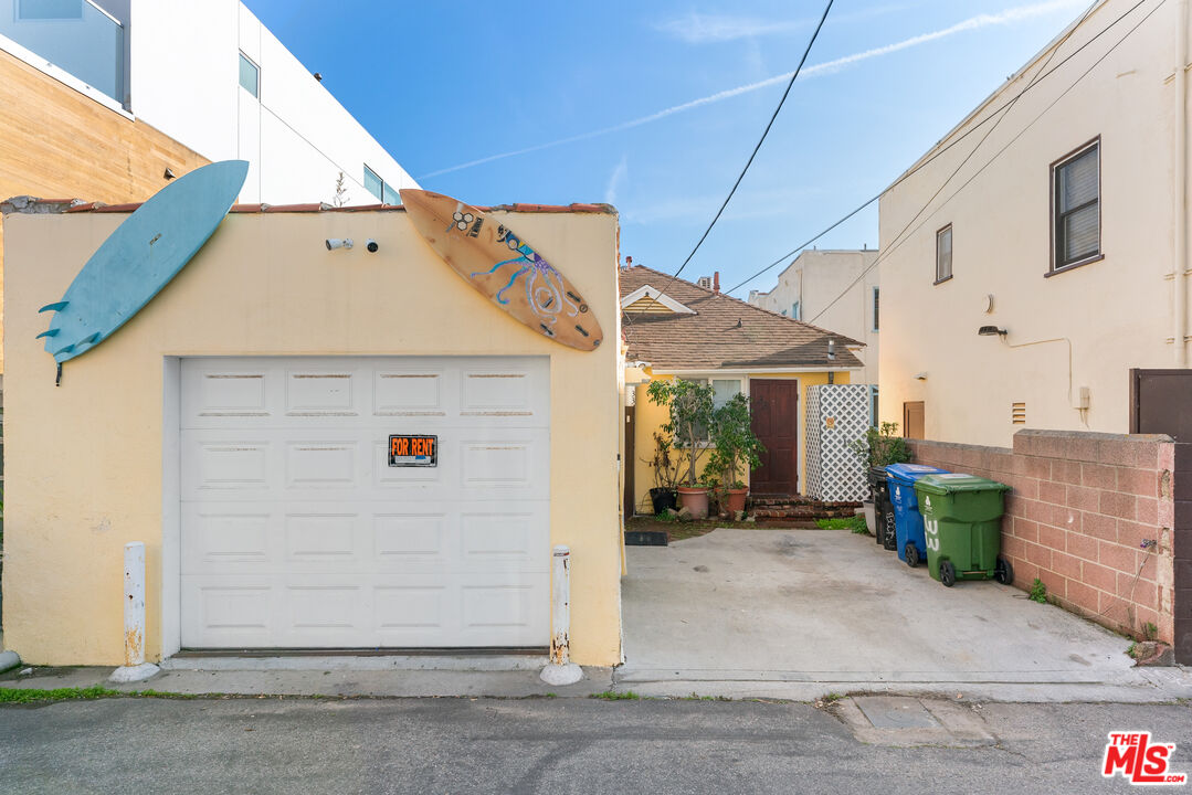 33 Wavecrest Avenue, Unit 1 Venice, CA 90291 - Photo 32 of 32