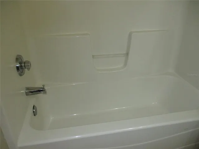 $1,500 | 2951 Southwest 35th Place, Unit 143, Gainesville, FL 32608