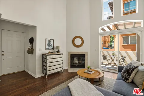 $625,000 | 3711 Baldwin Street, Unit 1304, Los Angeles, CA 90031