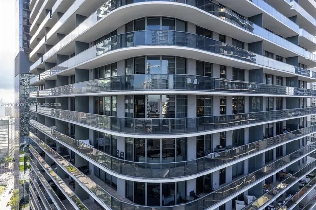 $1,250,000 | 801 South Miami Avenue, Unit 2509, Miami, FL 33131