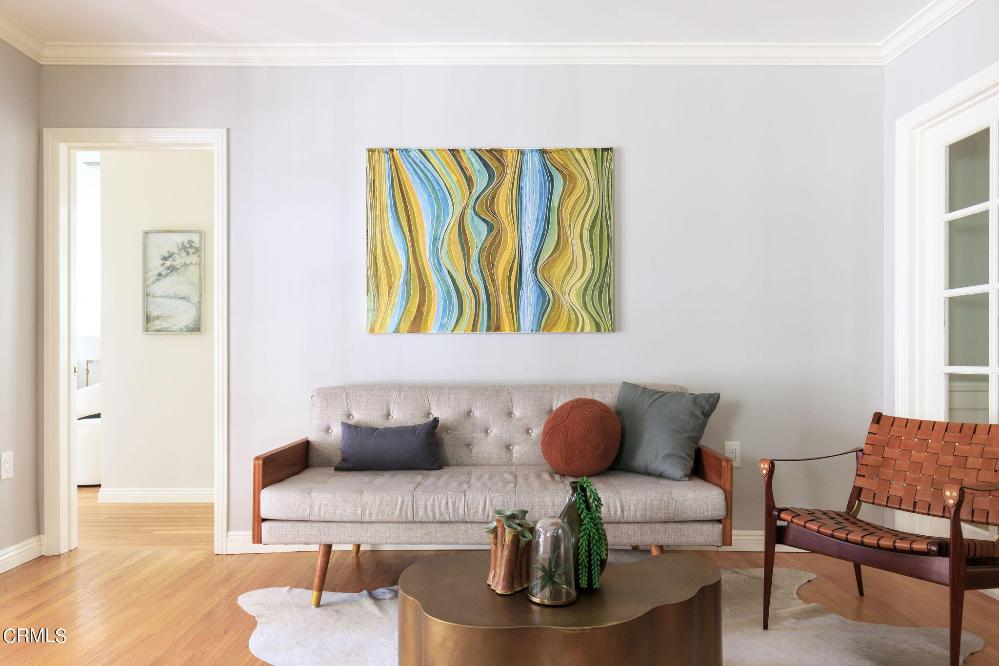 2242 Brigden Road Pasadena, CA 91104 - Photo 13 of 32 a living room with furniture and a potted plant