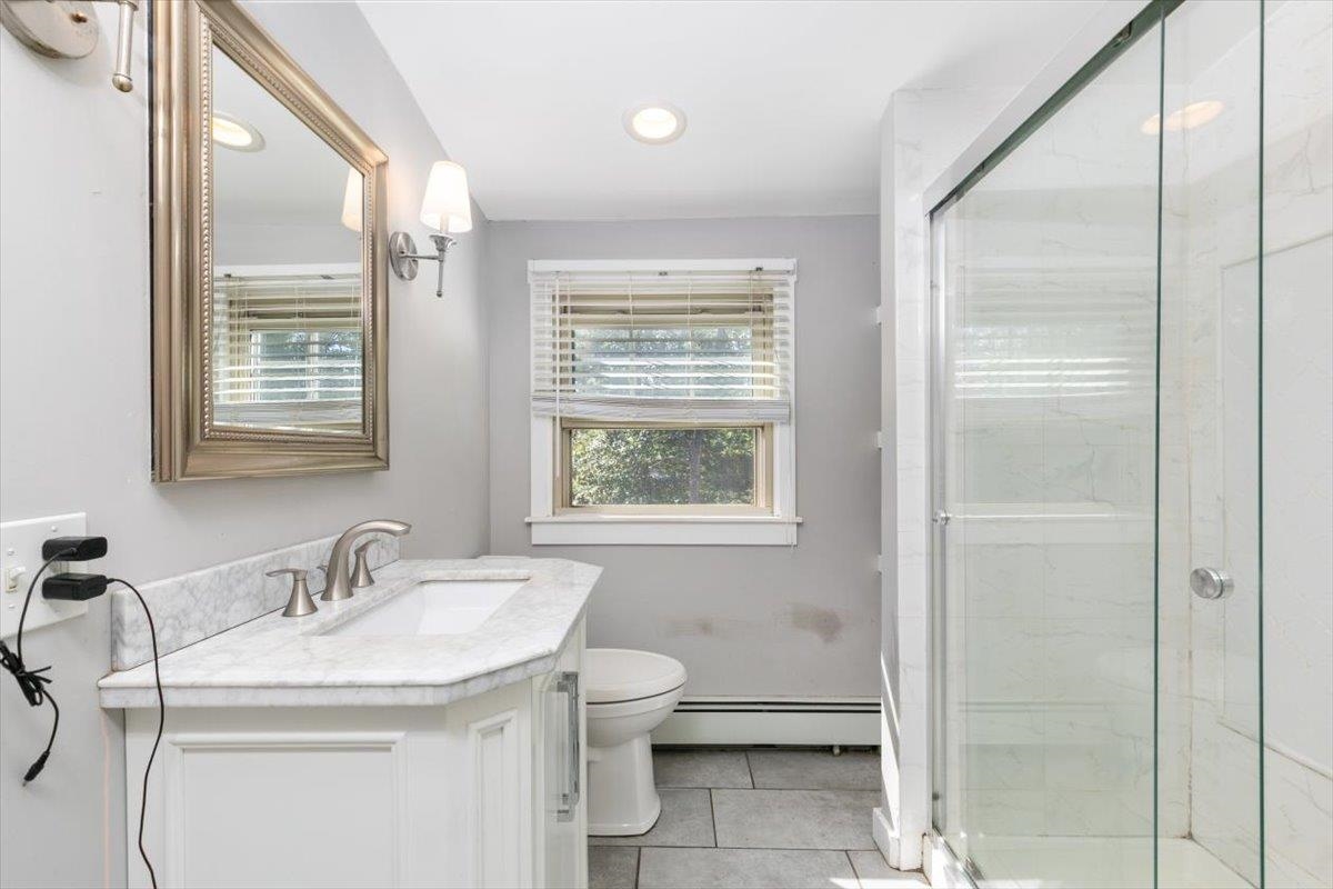 33 Matthias Street Salem, NH 03079 - Photo 25 of 38