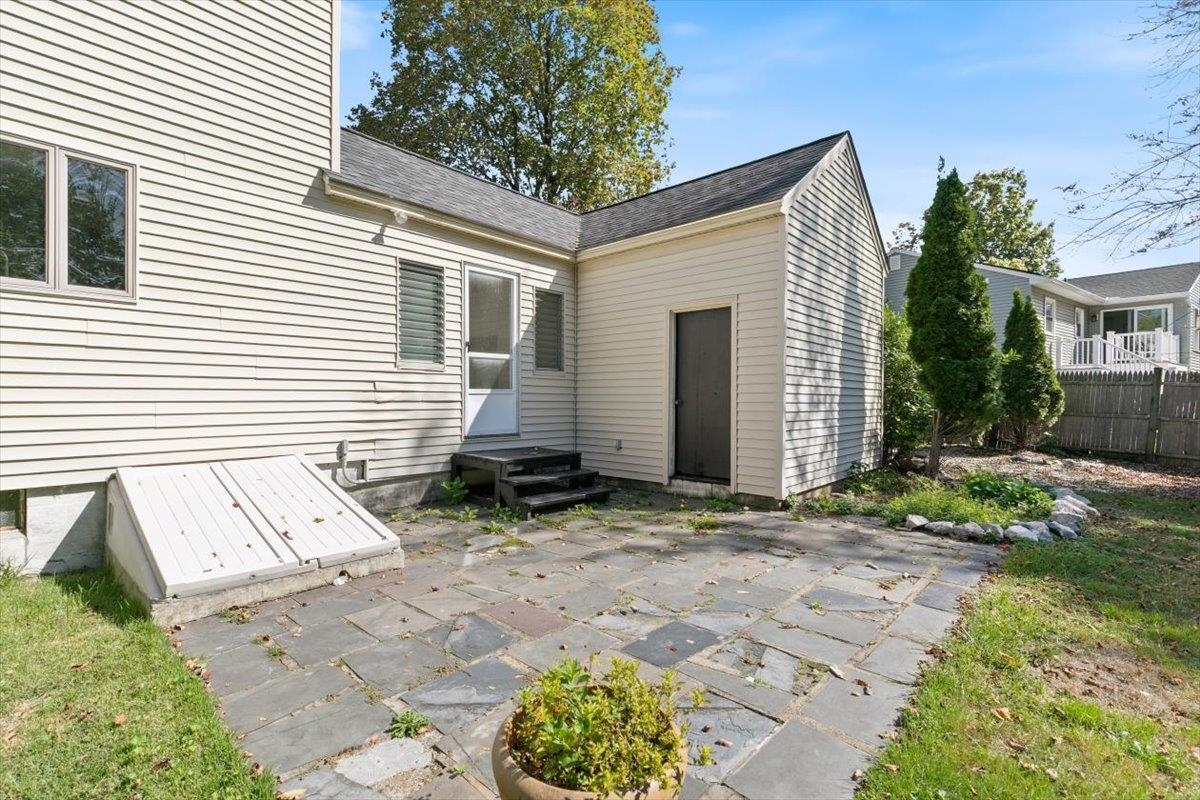 33 Matthias Street Salem, NH 03079 - Photo 33 of 38