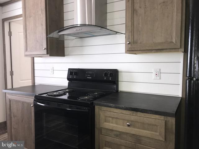6231 Jones Village Road Hurlock, MD 21643 - Photo 8 of 18 Stainless range hood