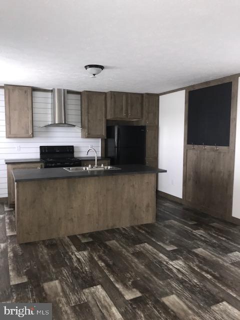 6231 Jones Village Road Hurlock, MD 21643 - Photo 10 of 18 Kitchen island with room for bar stools