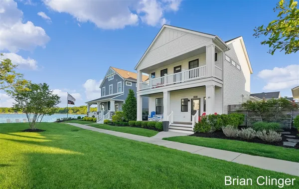 $735,000 | 409 West Robinson Drive, Whitehall, MI 49461