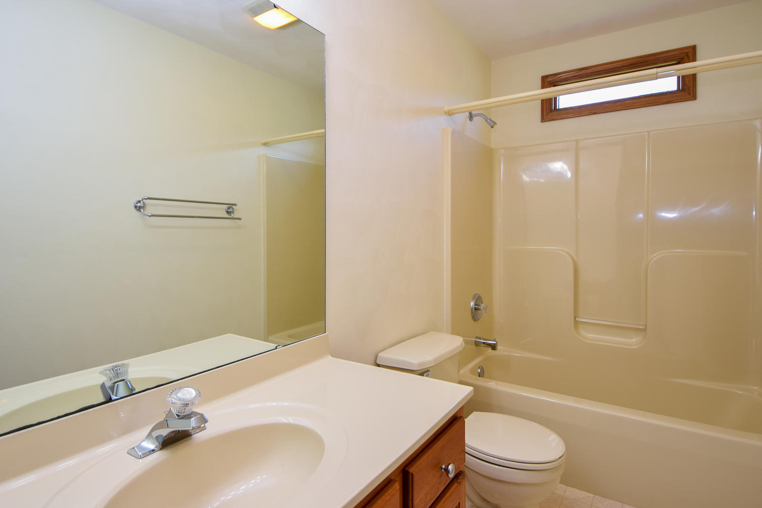 953 Webster Road Roanoke, VA 24012 - Photo 17 of 34 a bathroom with a sink toilet and shower