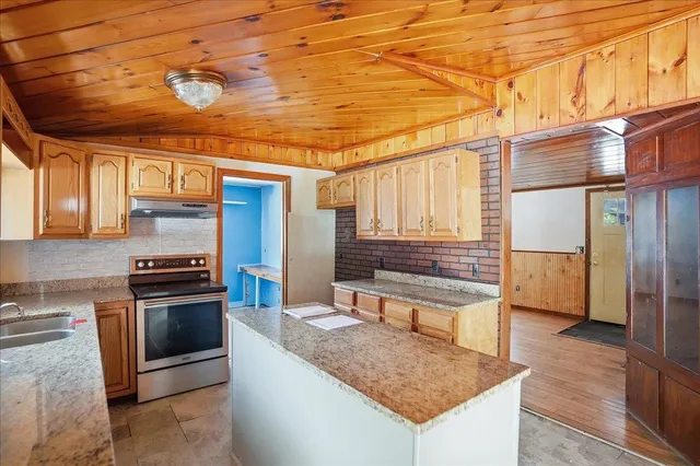 $370,000 | 1119 Sand Hill Road, Georgia, VT 05468