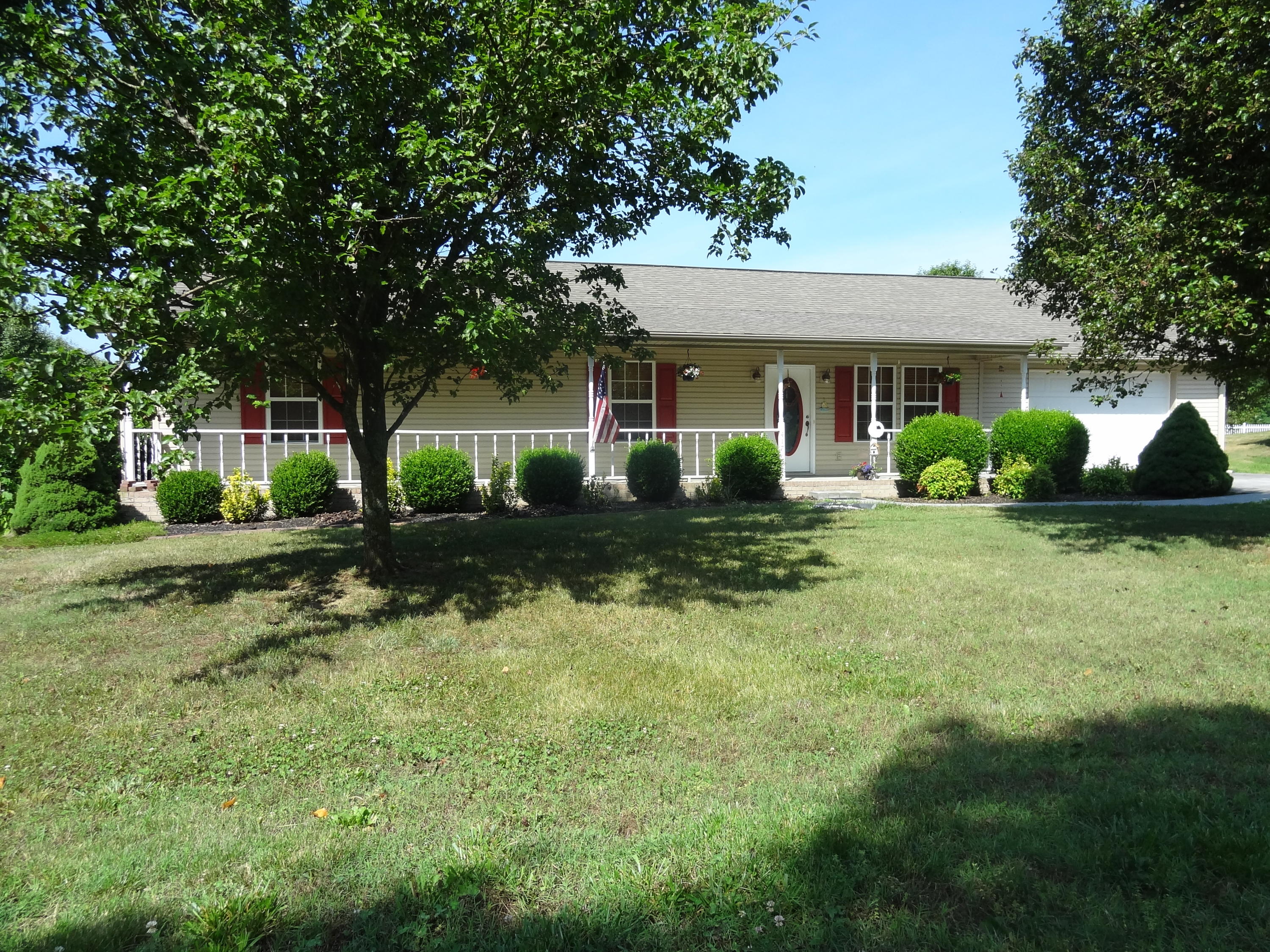 417 Coile Road Jefferson City, TN 37760 - Photo 2 of 29 View upon arrival