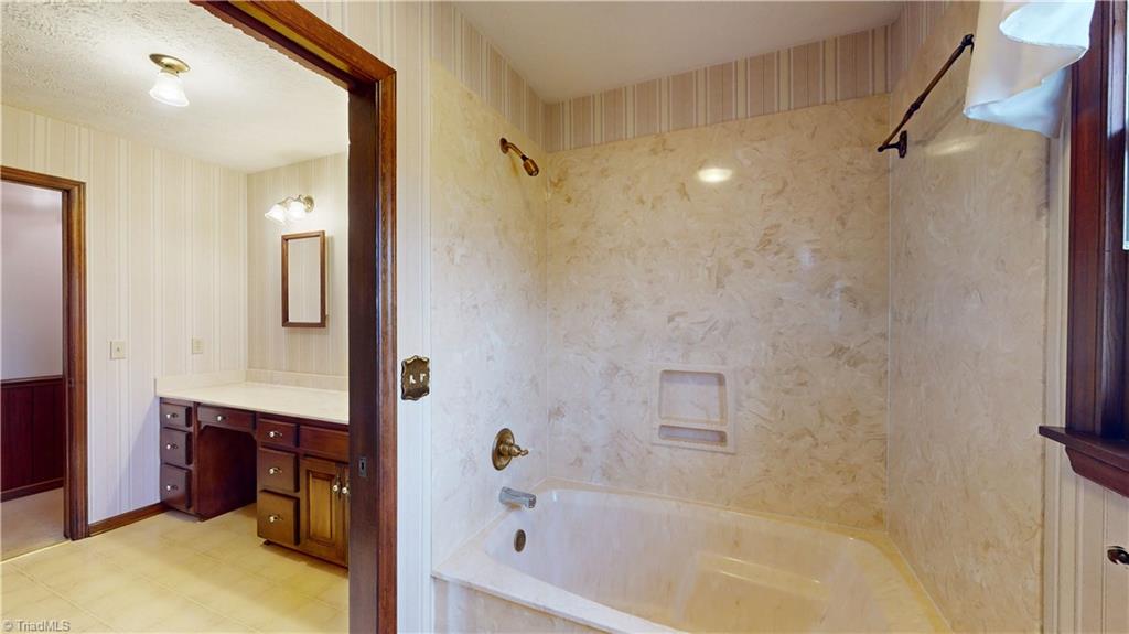 171 Ridgewood Drive Mount Airy, NC 27030 - Photo 35 of 43