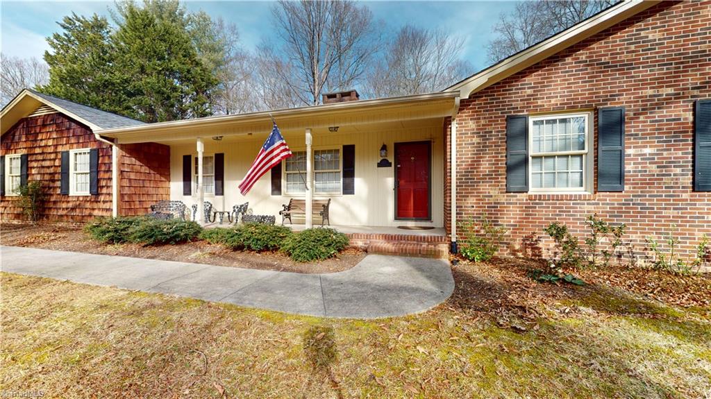 171 Ridgewood Drive Mount Airy, NC 27030 - Photo 10 of 43