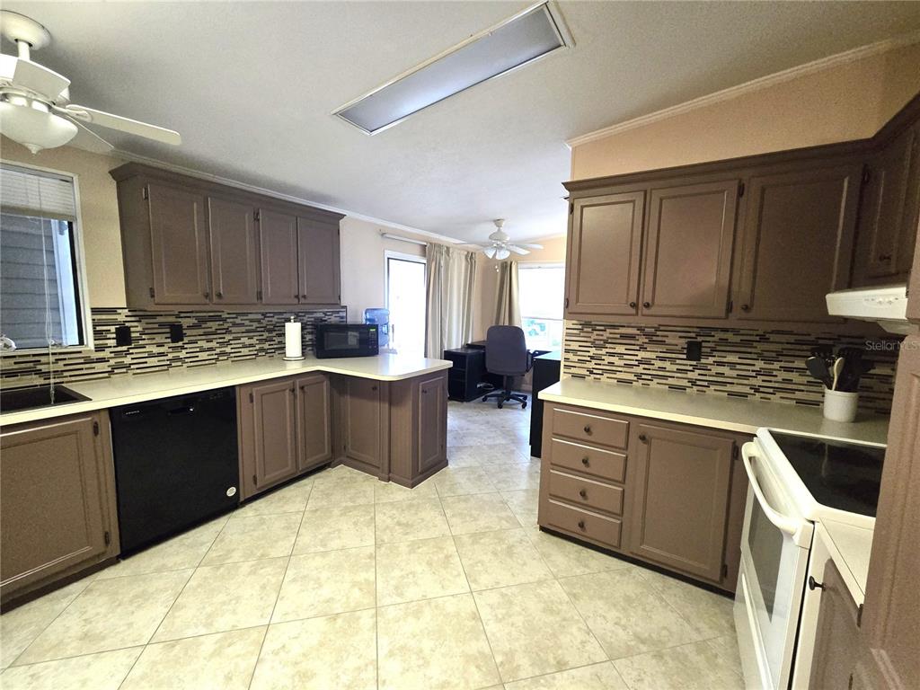 264 Ramsgate Way Haines City, FL 33844 - Photo 17 of 76