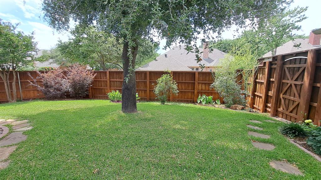 7201 Regency Court Plano, TX 75024 - Photo 35 of 37