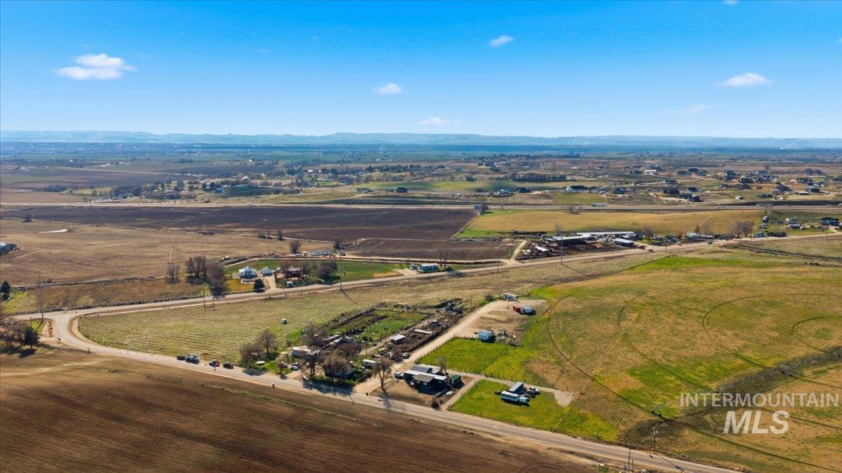 27633 Farmway Road Caldwell, ID 83607 - Photo 22 of 35