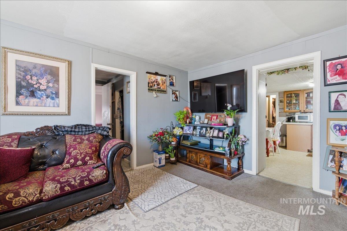 27633 Farmway Road Caldwell, ID 83607 - Photo 9 of 35