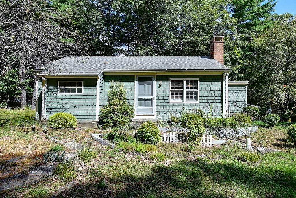 96 Shepard Road Sturbridge, MA 01566 - Photo 1 of 28 a front view of a house with garden