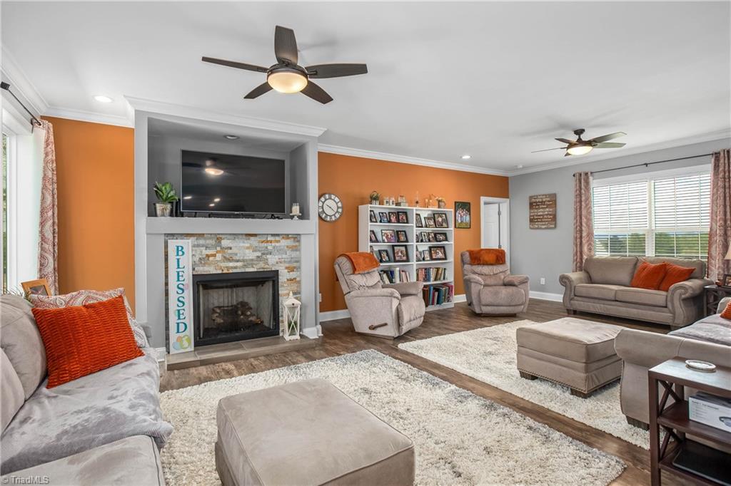 724-0 Tom Cook Road Mount Airy, NC 27030 - Photo 8 of 50 Gallery Image 8