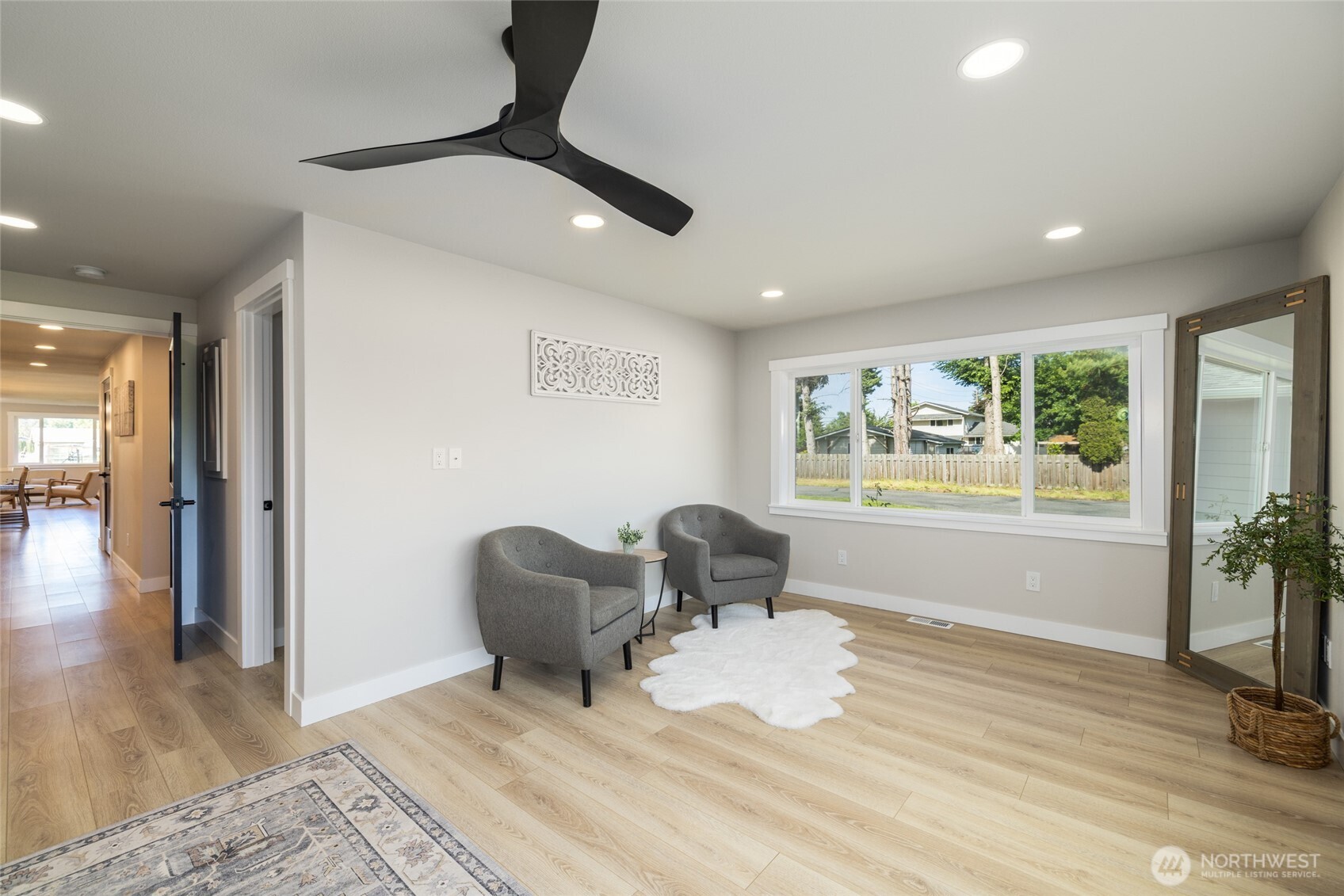 323 West King Tut Road Bellingham, WA 98226 - Photo 15 of 28