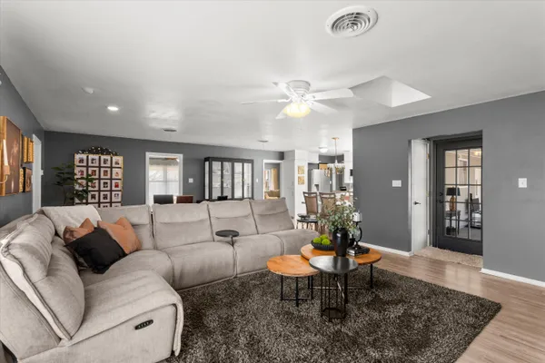 $260,000 | 603 3rd Street, Plains, TX 79355