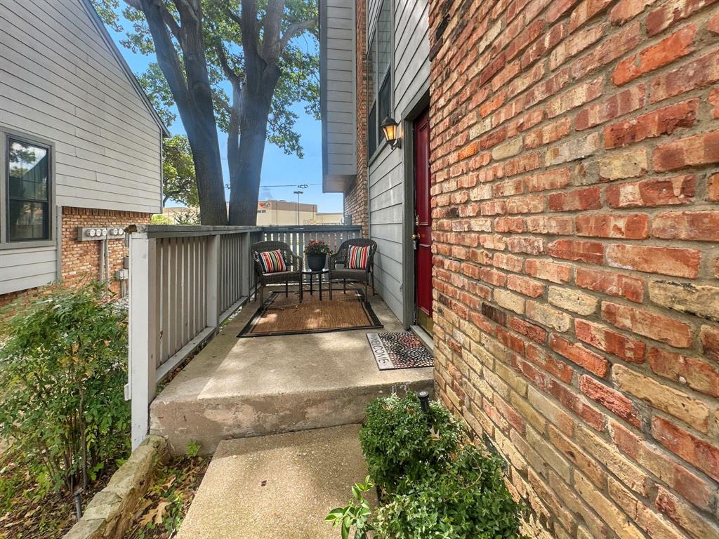 a view of yard with patio