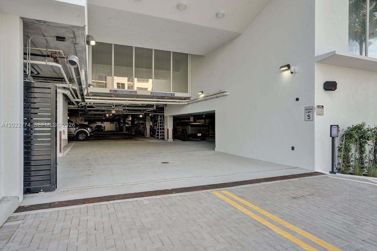 407 North Riverside Drive, Unit 402 Pompano Beach, FL 33062 - Photo 36 of 54
