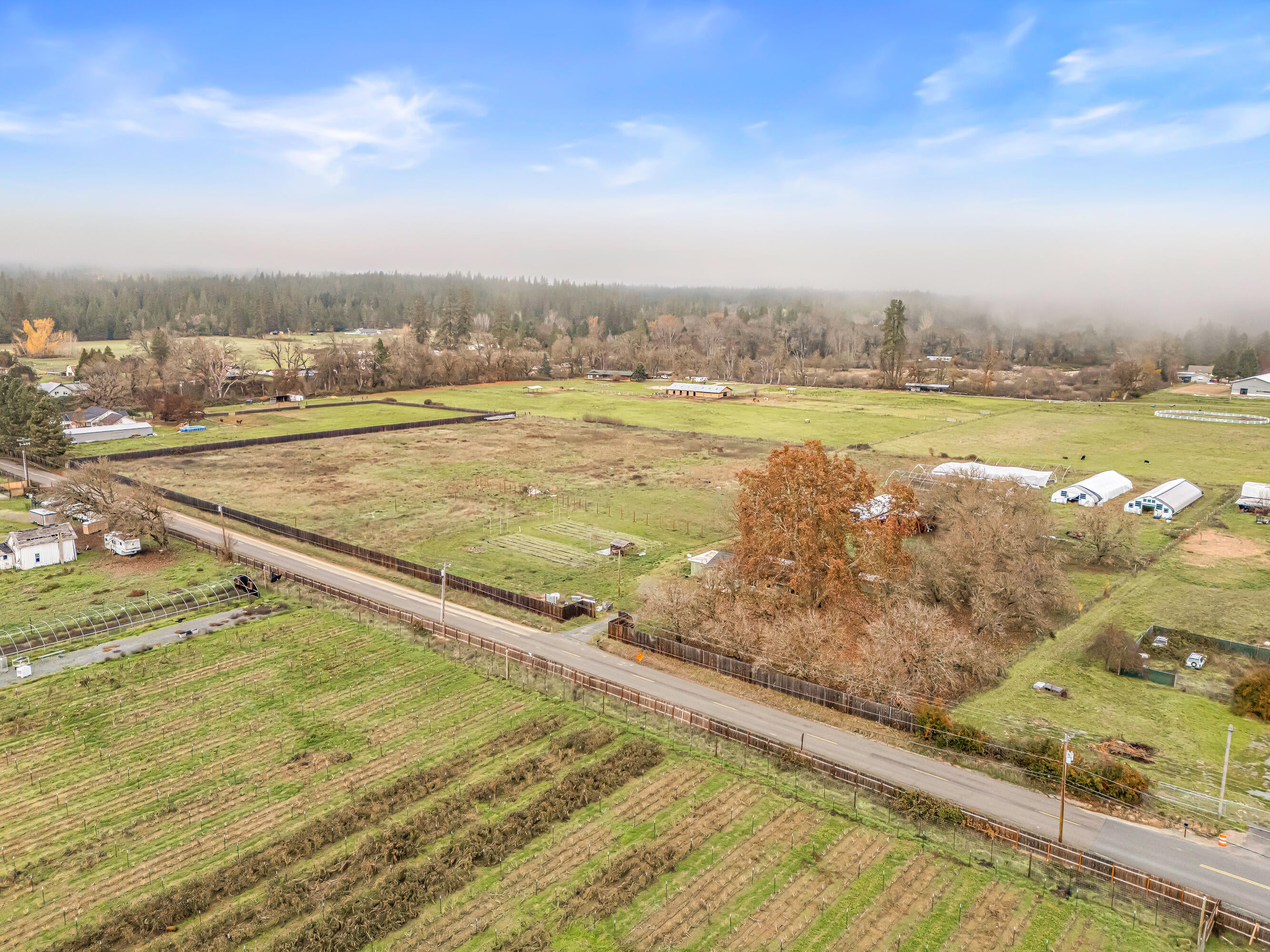 100 Minthorne Road Rogue River, OR 97537 - Photo 31 of 40 DJI_20251201111849_0025_D