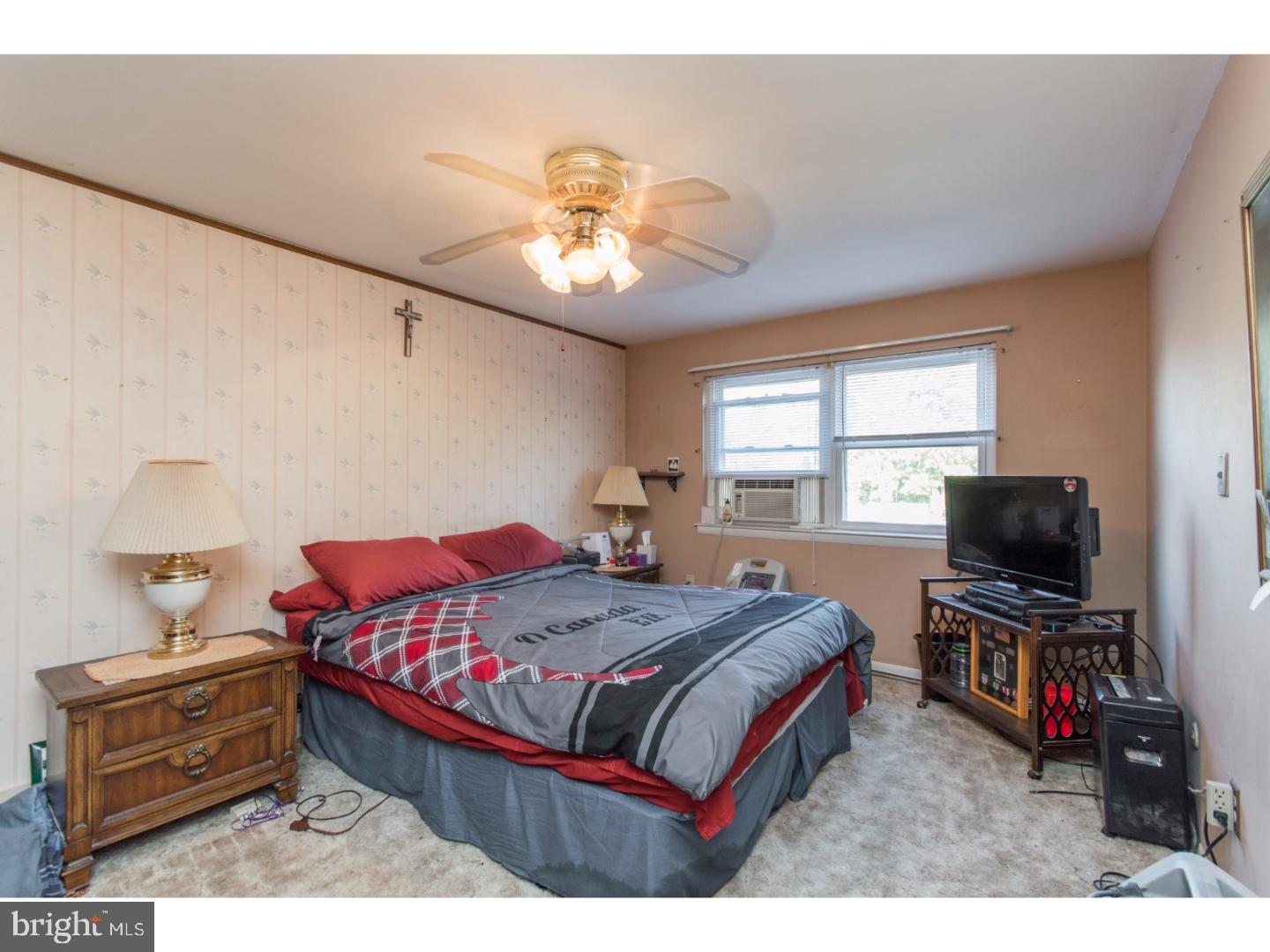 3510 Teton Road Philadelphia, PA 19154 - Photo 15 of 24 Bedroom 2