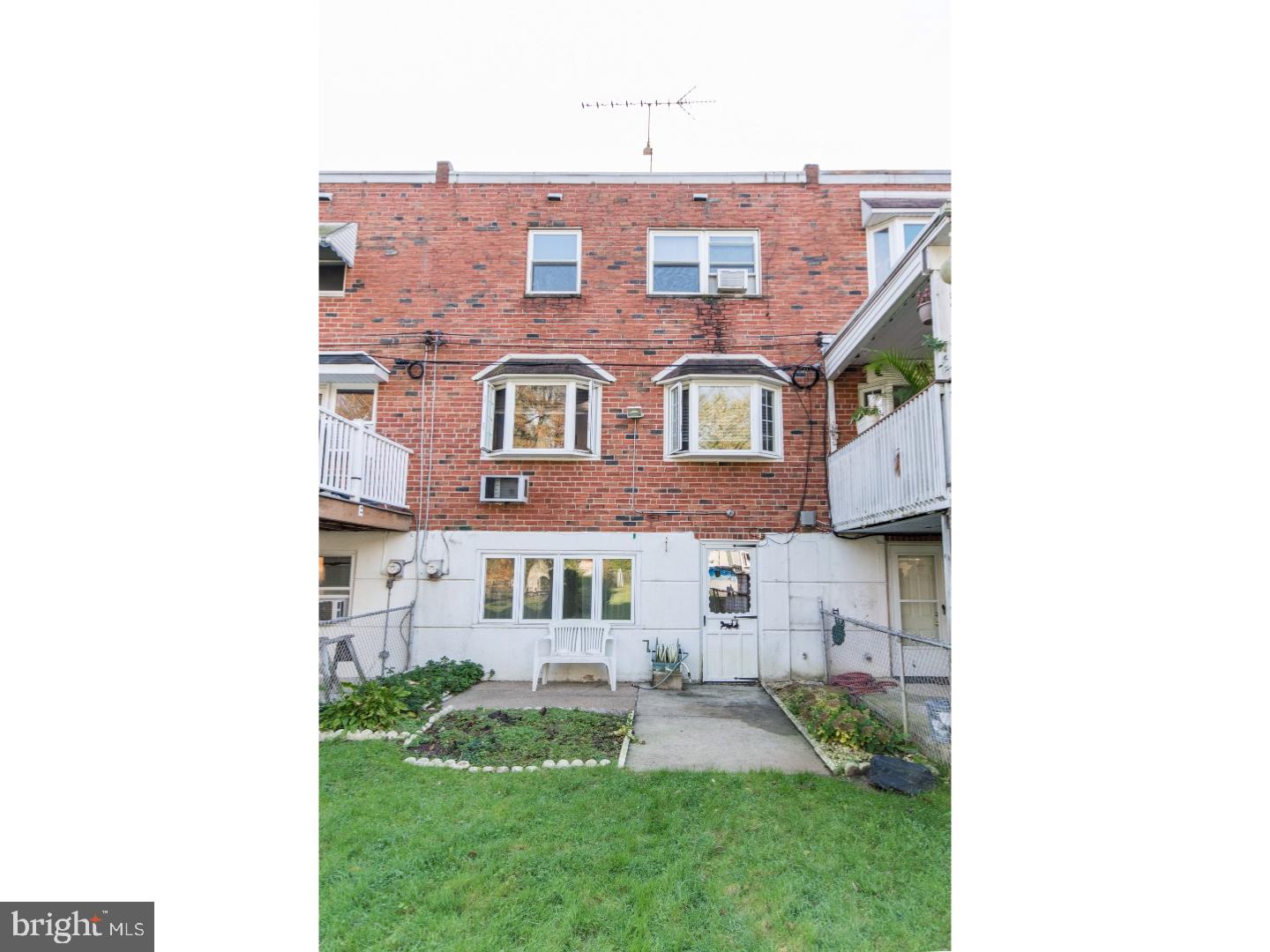 3510 Teton Road Philadelphia, PA 19154 - Photo 23 of 24 Exterior Back
