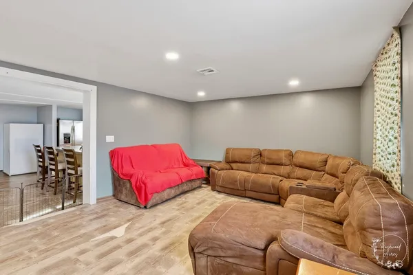 $259,900 | 335 North 9250e Road, Momence, IL 60954